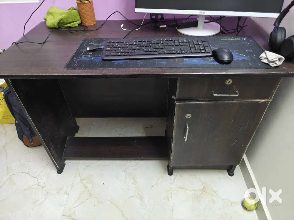 Computer table 120cm*60cm