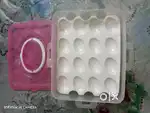 Egg container