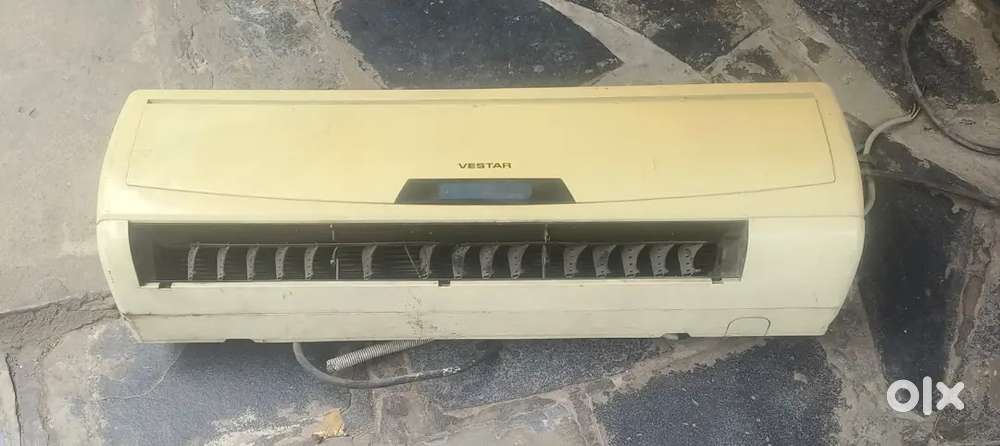 4 nos Split Ac 1.5 ton