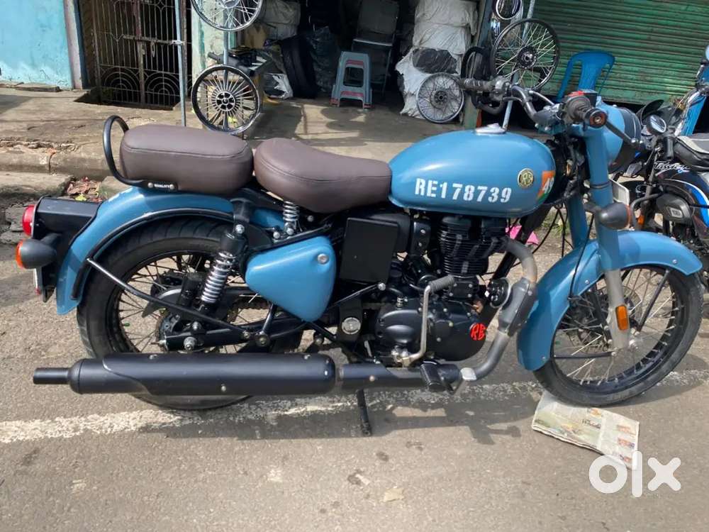 Good condition insurance one year validity name transfer compalsary