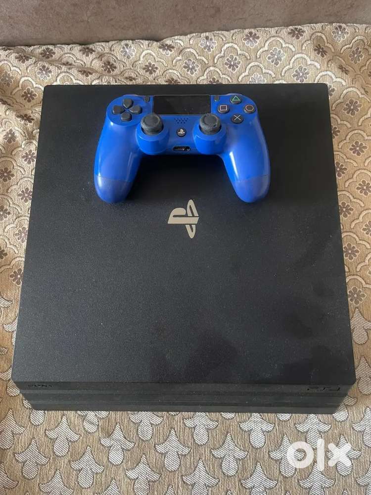 Sony ps4 pro like new version 13,5