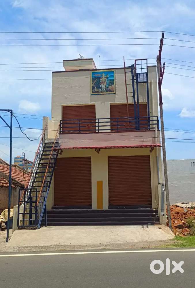 In puthiragoundampalayam near muthu malai  murugan temple