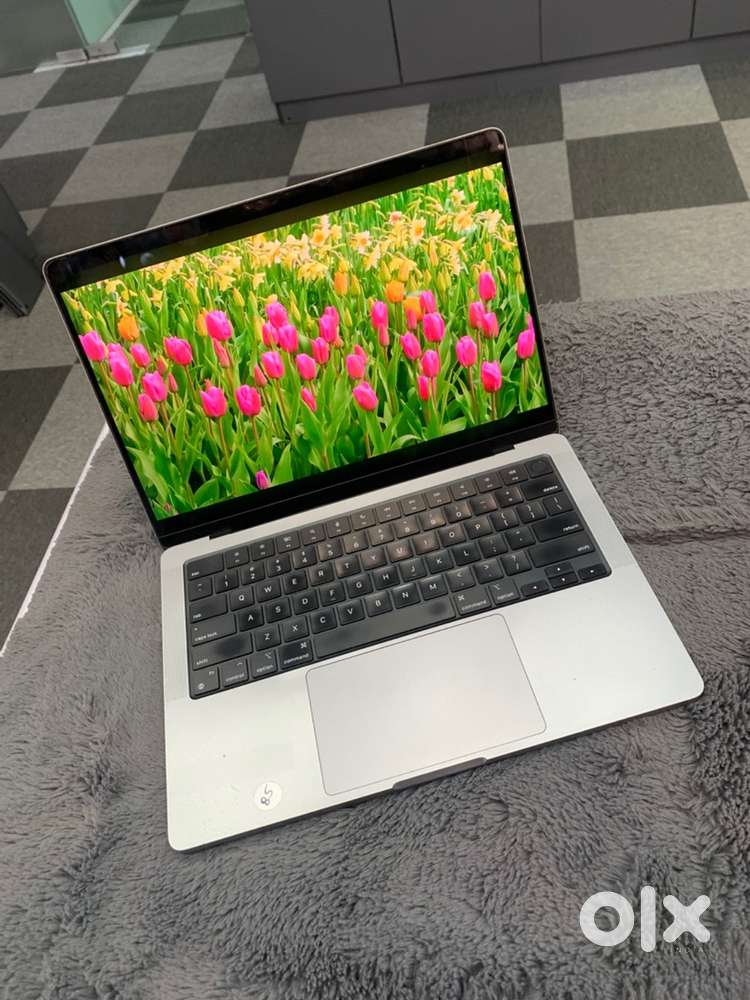 Apple MacBook Pro / 14inch / M1 pro-16GB-512GB / space grey / warranty