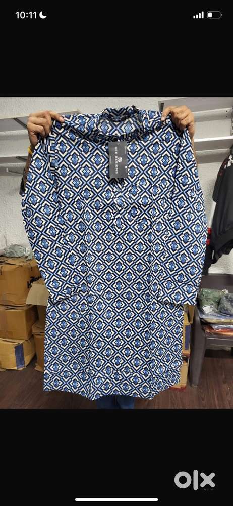 Branded kurta surplus