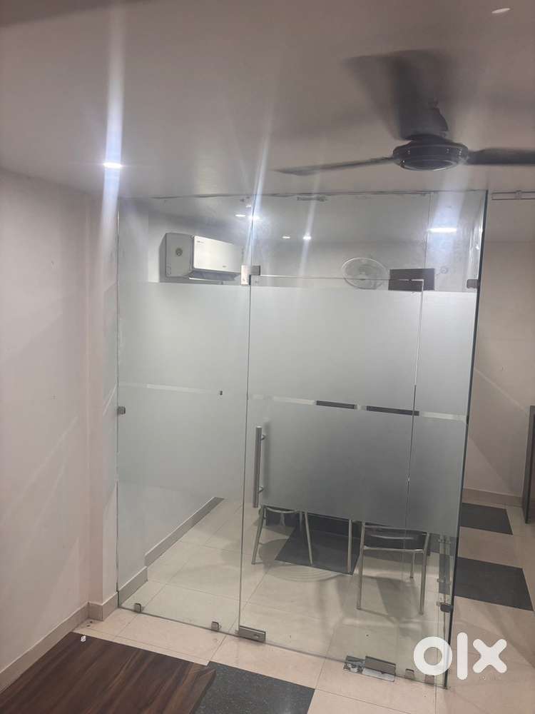Fully furnished office space available for rent in Gomti Nagar