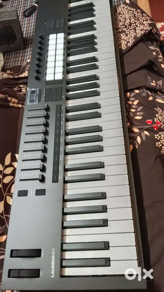 Novation Launchkey Mk4 61 Keys