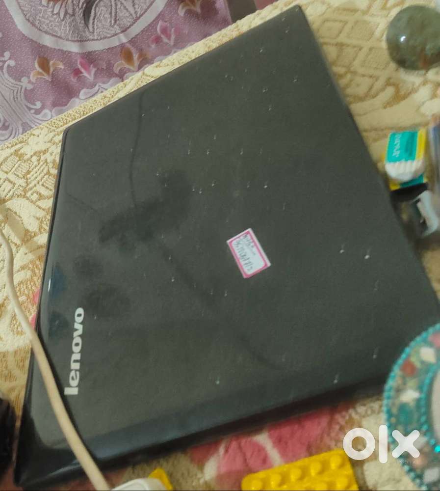Lenovo laptop good condition 12000 only
