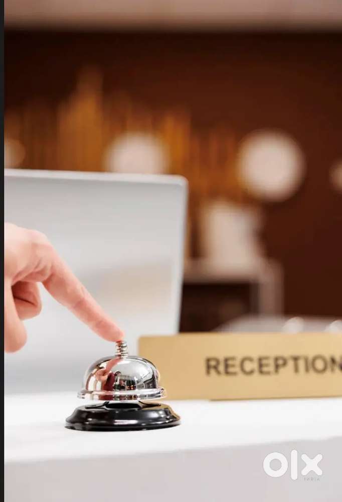 Hotal reception night  girls