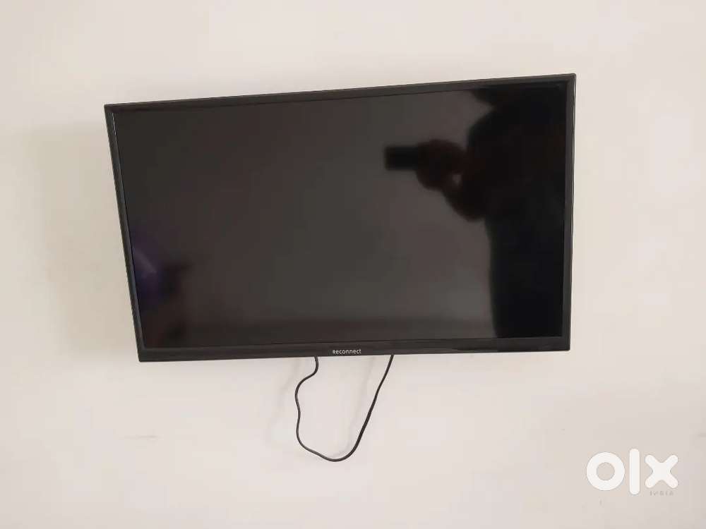 T.v with good condition LED on sale less use 32 inc
