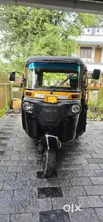 Bajaj maxima xwide 2023 model