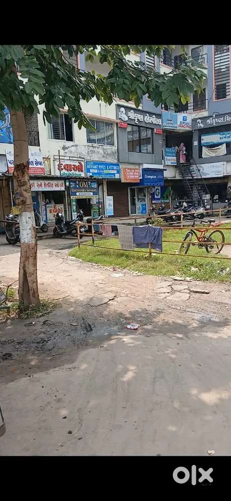 Gf shop for sale near gurukul circle