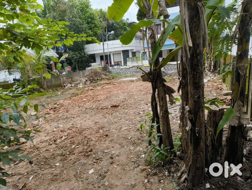 For Sale : 5.6 cents residential plot for sale