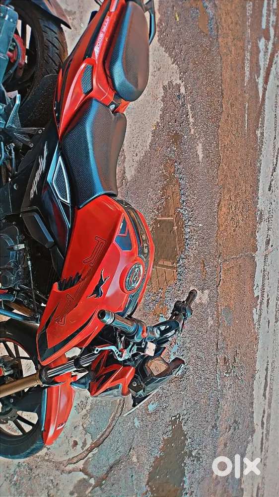 Apache RTR 200 4v race addition