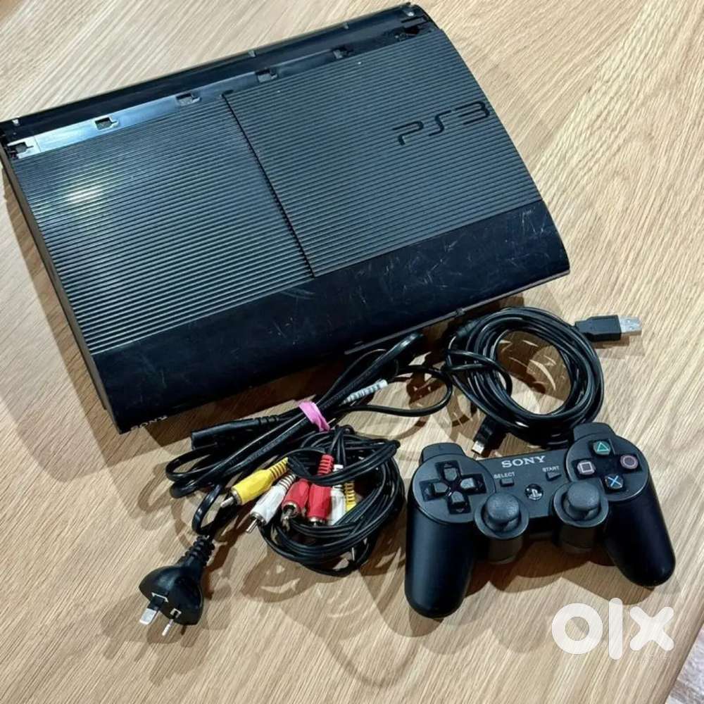 PS3 WITH GTAV AND 30+GAMES