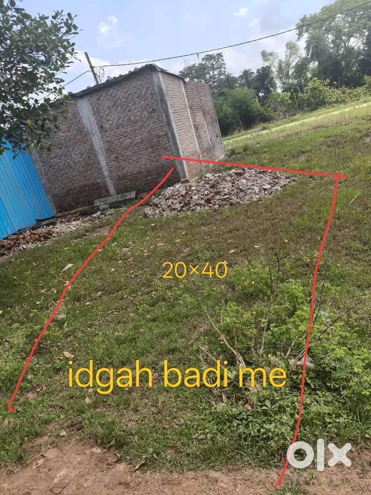 Behtareen plot 30 feet road par