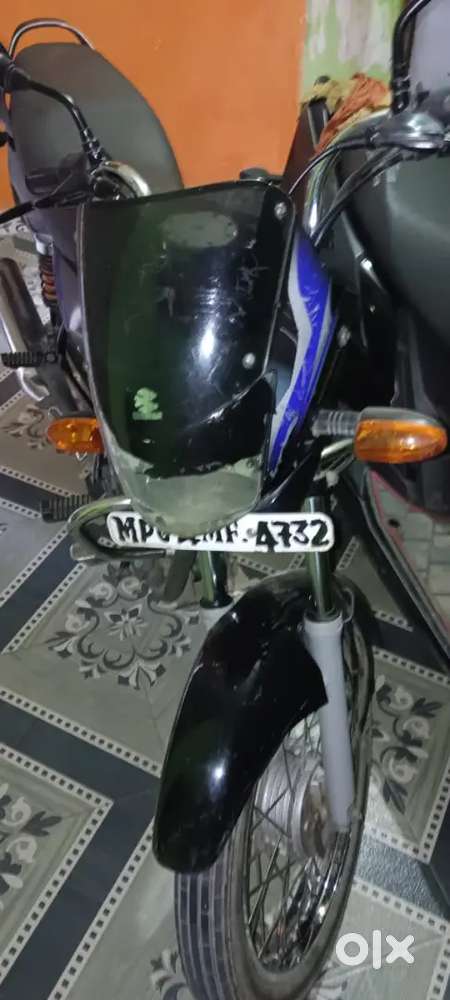 Gadi me koi kam nhi hai avan kandisan hai chalu hai