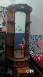 Dressing table