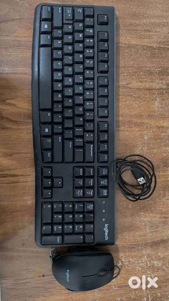 Logitech M90 Wired Mouse and Keyboard