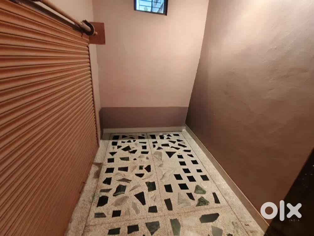 A 9*12 shop is available for rent near s bend in gas godam road