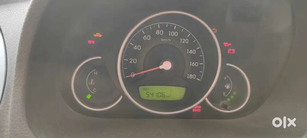 Hyundai EON 2014 Petrol Well Maintained
