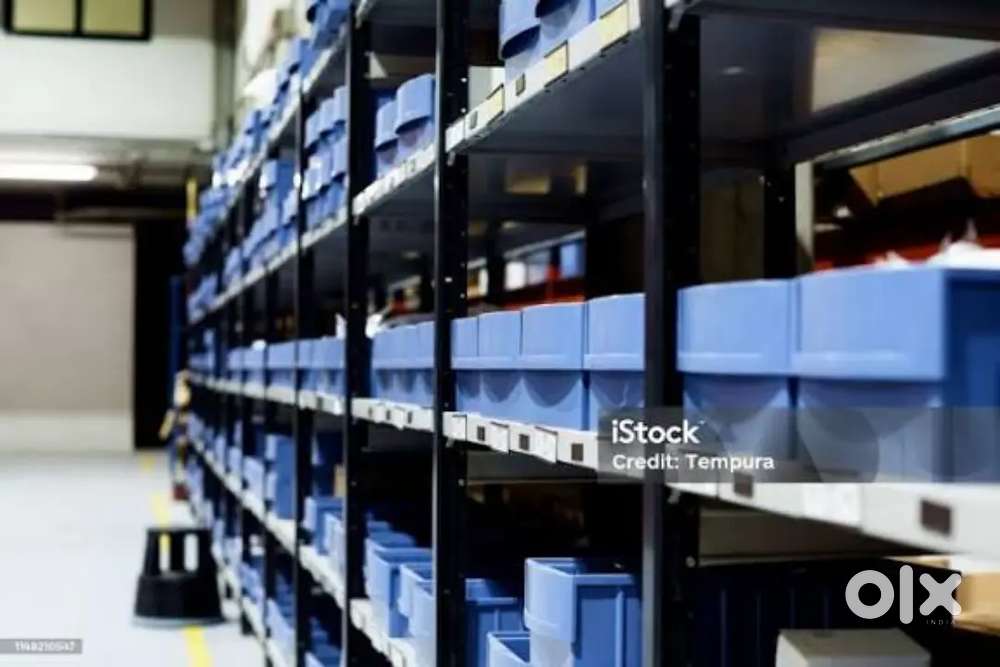 Wanted m/ f packing staffs  inside warehouse [ 9.30 to 6]