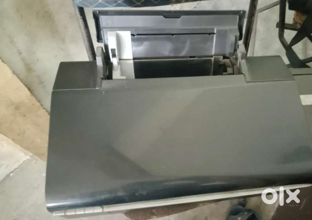 Epson colour  inkjet printer l 805