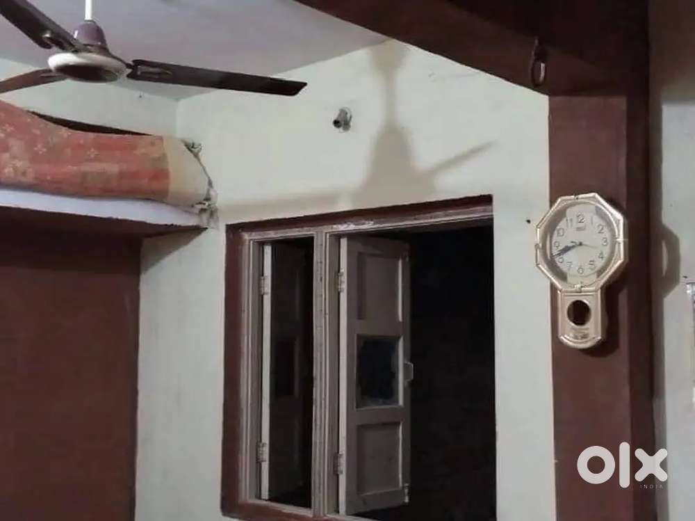 1BHK flat in prime area with 24×7 water supply in affordable Price.