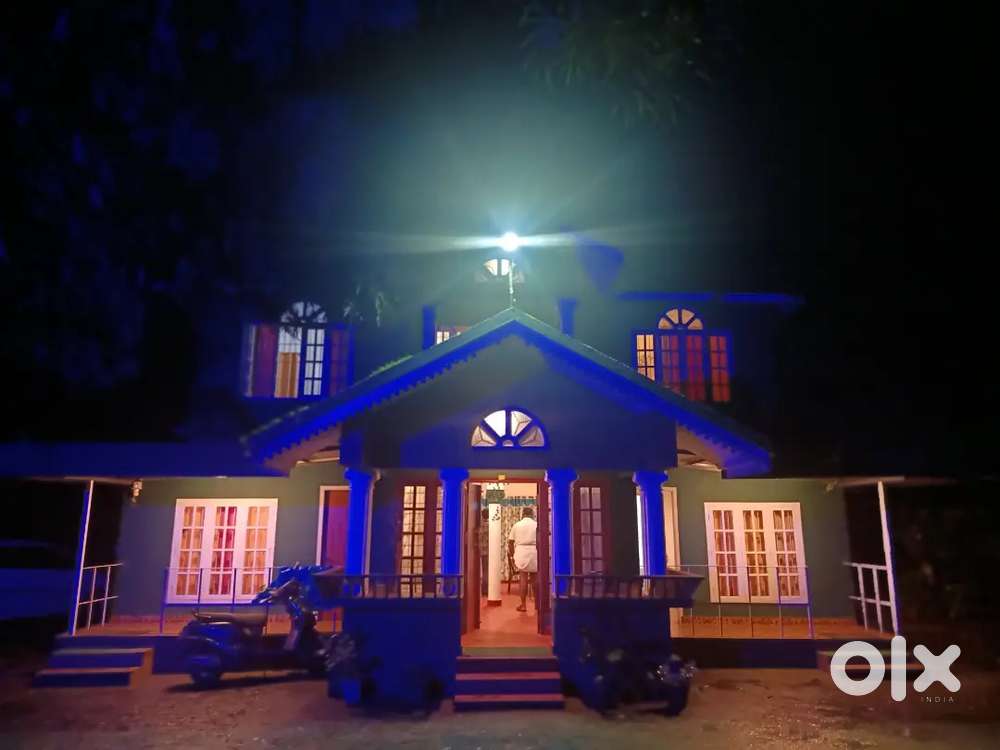 House mades  female (വീട്ടുജോലി )