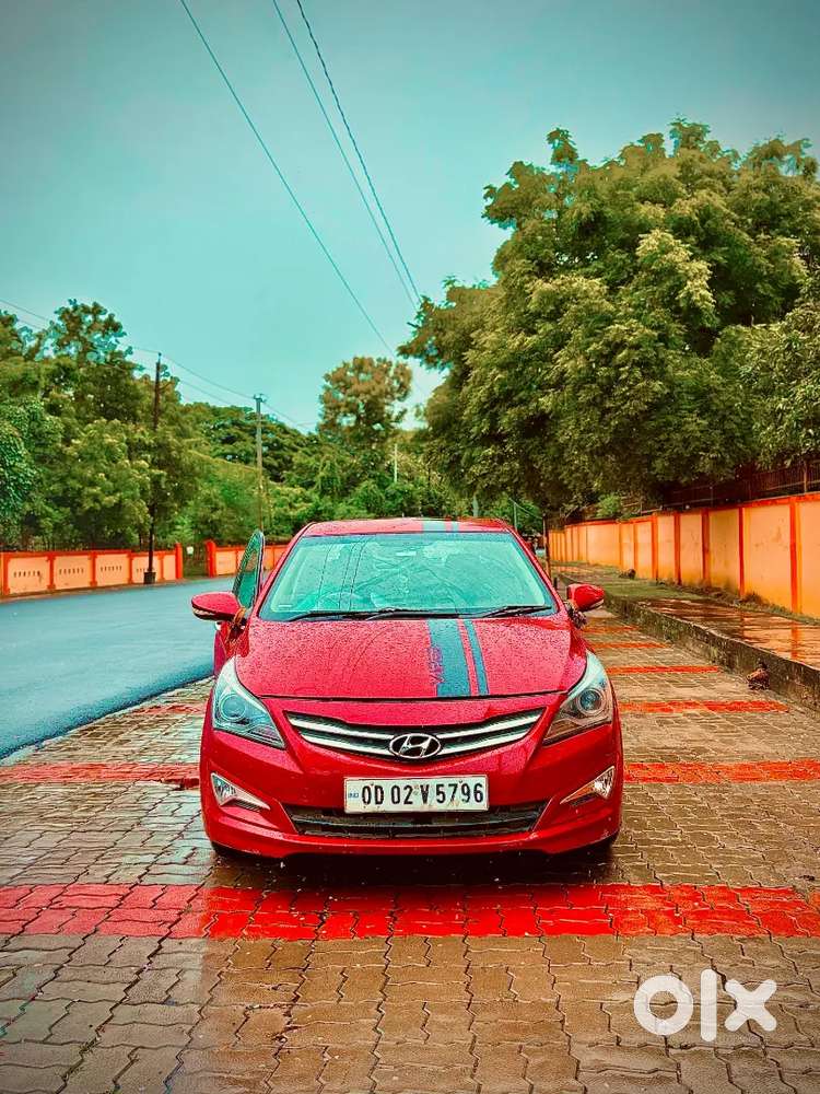 Hyundai Verna 2015 Petrol 80000 Km Driven
