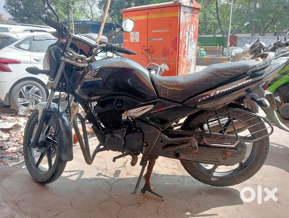 HONDA UNICORN BLACK 150