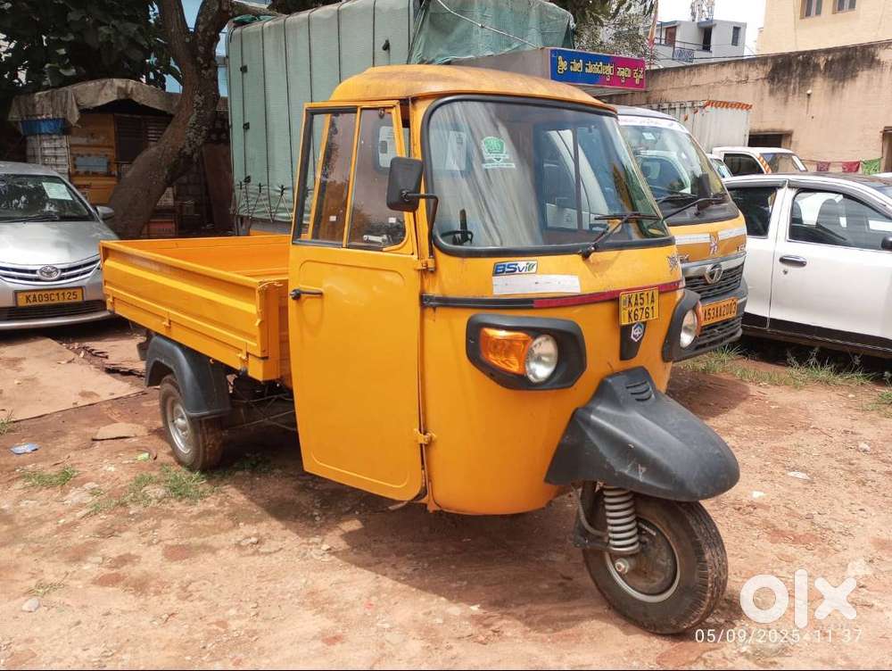 3 PIAGGIO APE 2024 6761 AVAILABLE FOR SALE.