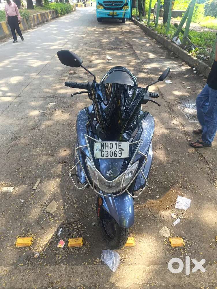 Good showroom condition all ok all paper clear