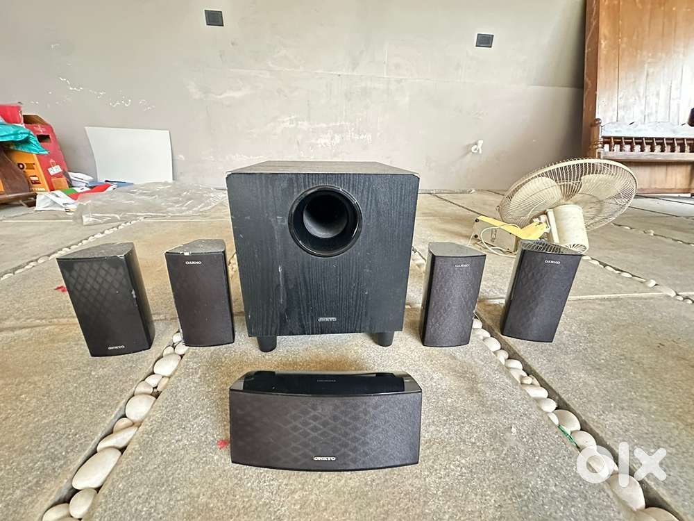 Home theatre specker two set