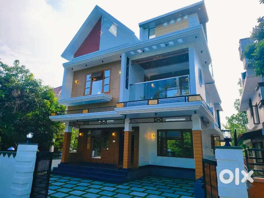 Kakkanad thevakal 5 ct 2400 sft 4 bhk 1 10 cr