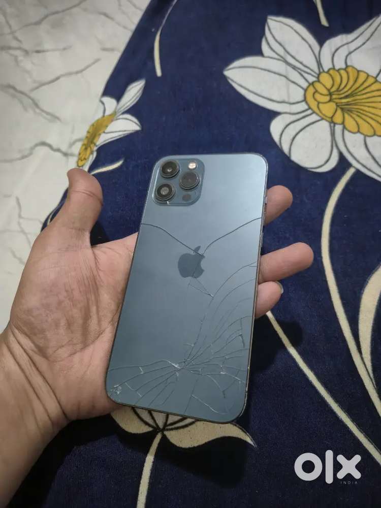 iPhone 12 pro max (128gb)