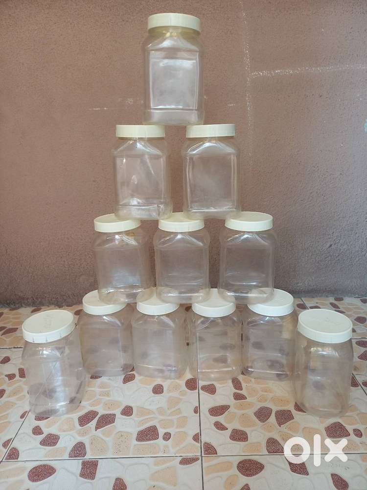 30 Pcs Medium Size Plastic Kitchen Containers (Used)