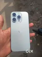 15 pro natural  titanium