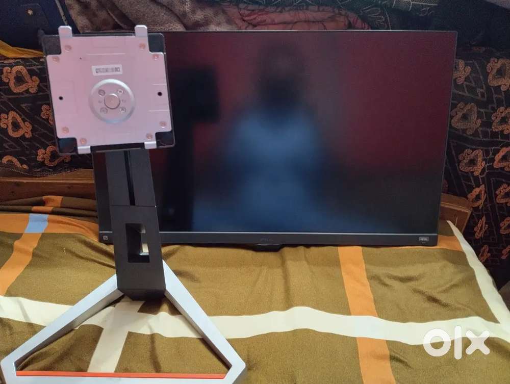 Benq mobiuz HDR 27 INCH (price15000)