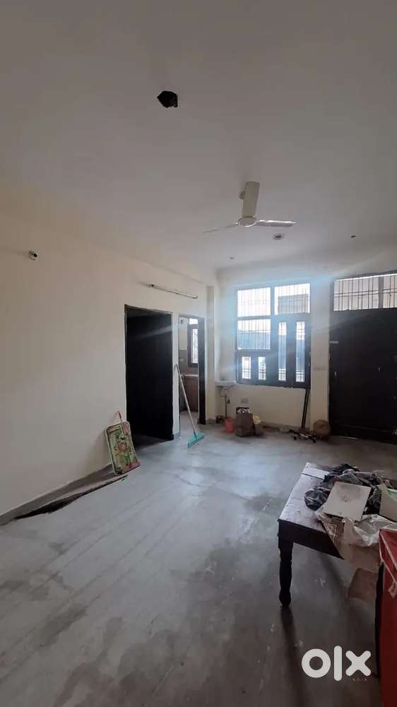 1 bhk independent flat for boys and girls