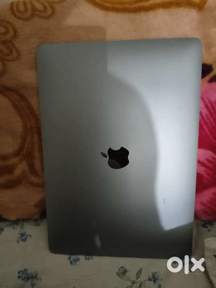Apple macbook m1
