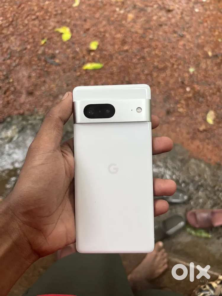 pixel 7  White colour 8 128 gb