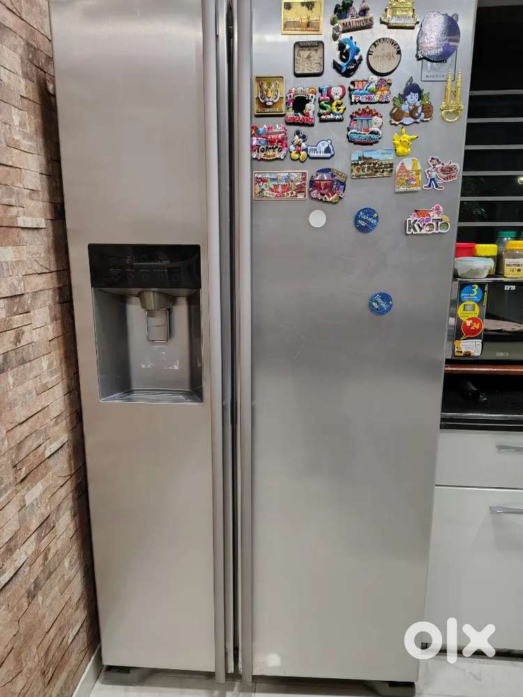 LG side by side fridge