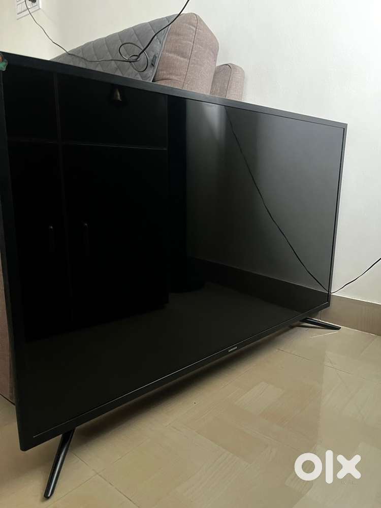 Samsung Full HD 43 inches