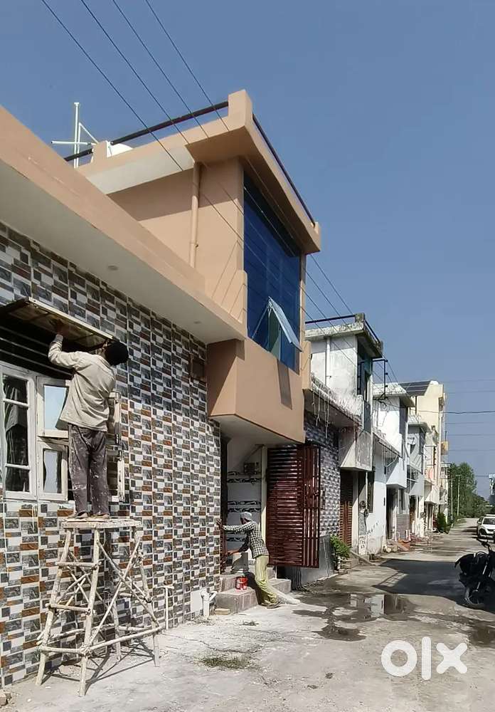 हरिद्वार में सुंदर घर।