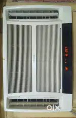 Hitachi Summer TM 1.5 Ton 5 Star Window AC (Copper Condenser)