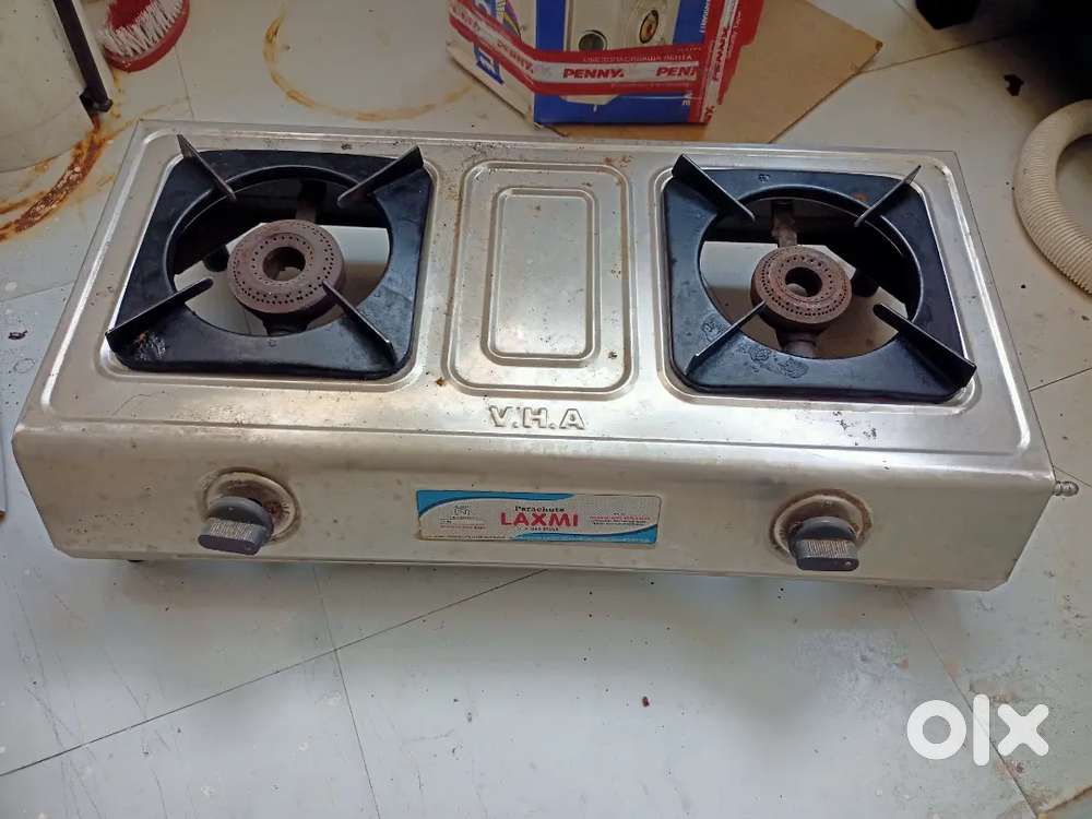 Gas stove and water jug