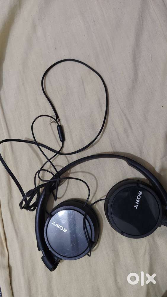 Sony mdr zx 110 ap headphones