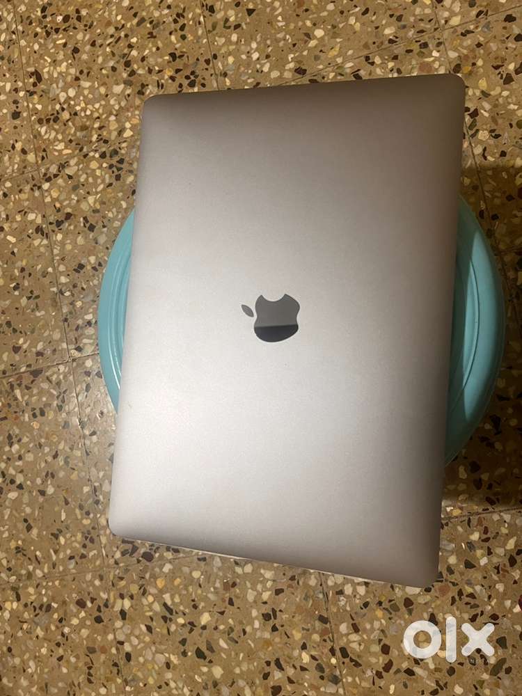 MacBook Air macOS 15.0.1,M1 chip,8GB unified memory,13.3-inch display