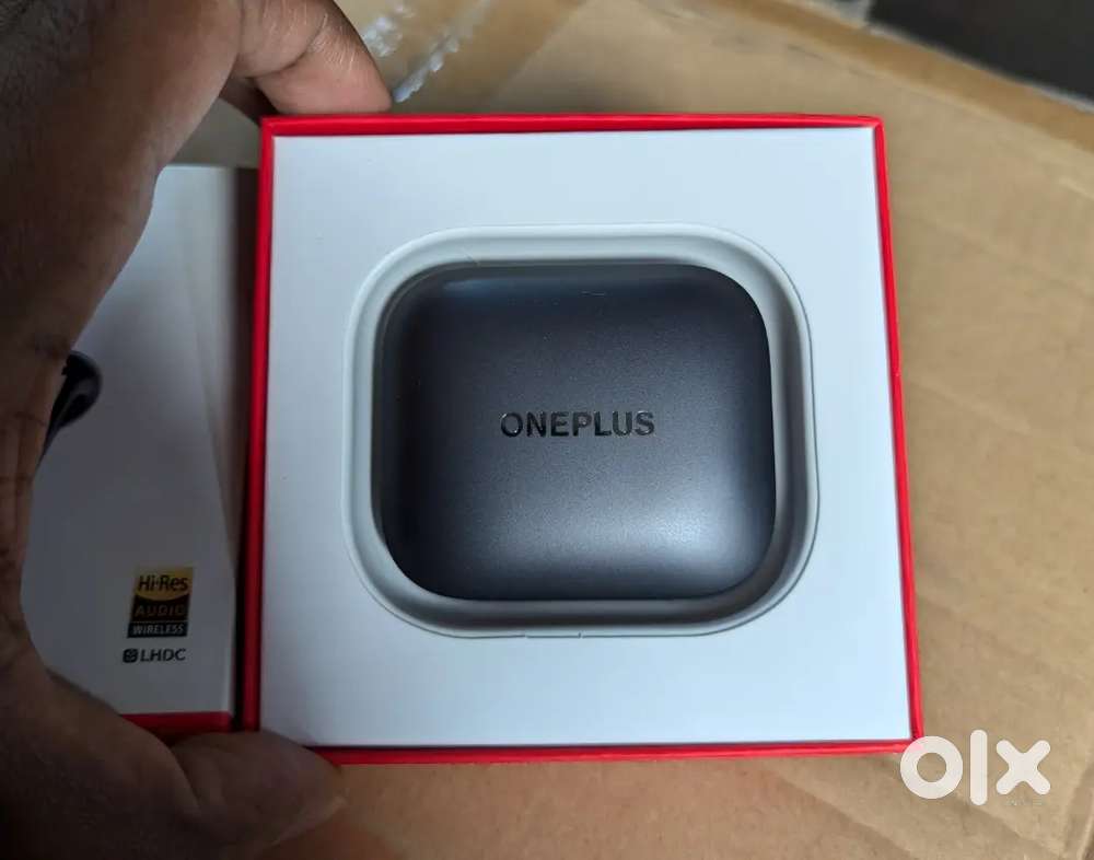 Oneplus buds 3 Charging Case