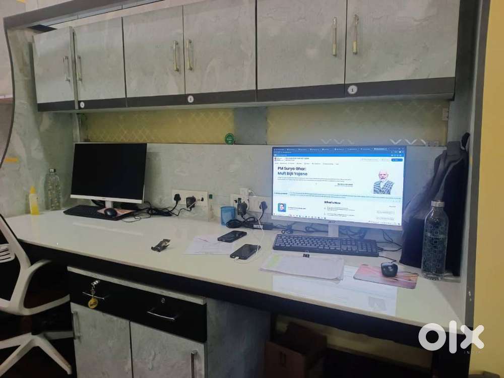 2Nos, Female Marketing Executive Required